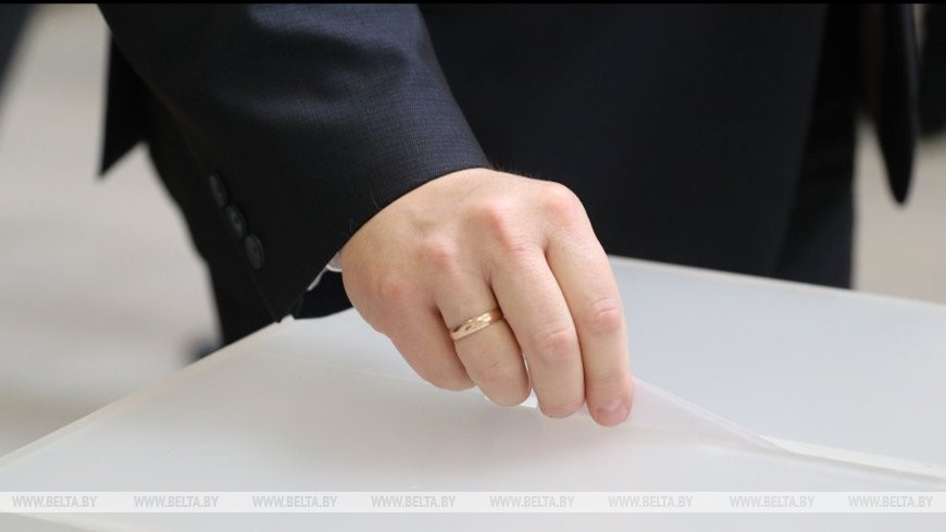 Кандидаты от крайне правых и социалистов могут занять пост президента Португалии