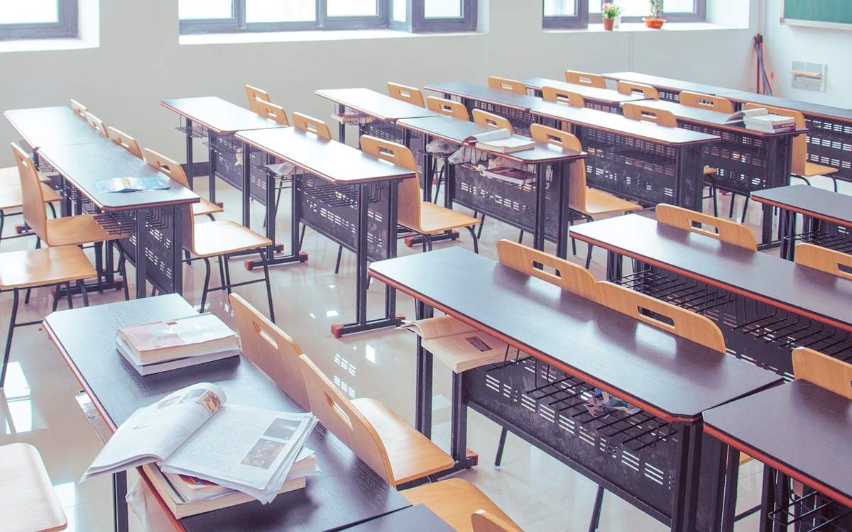 Информацию о готовящихся атаках на школы опровергли в полиции Алматы