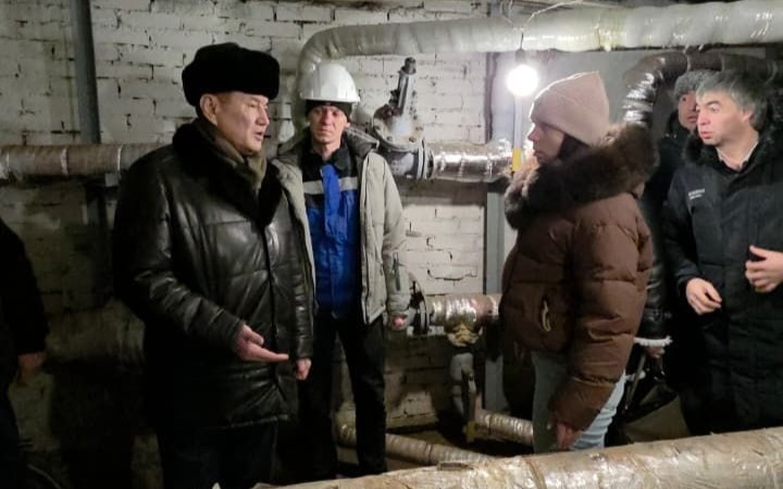 Морозы добавили проблем: в Риддере временно возник дефицит бензина