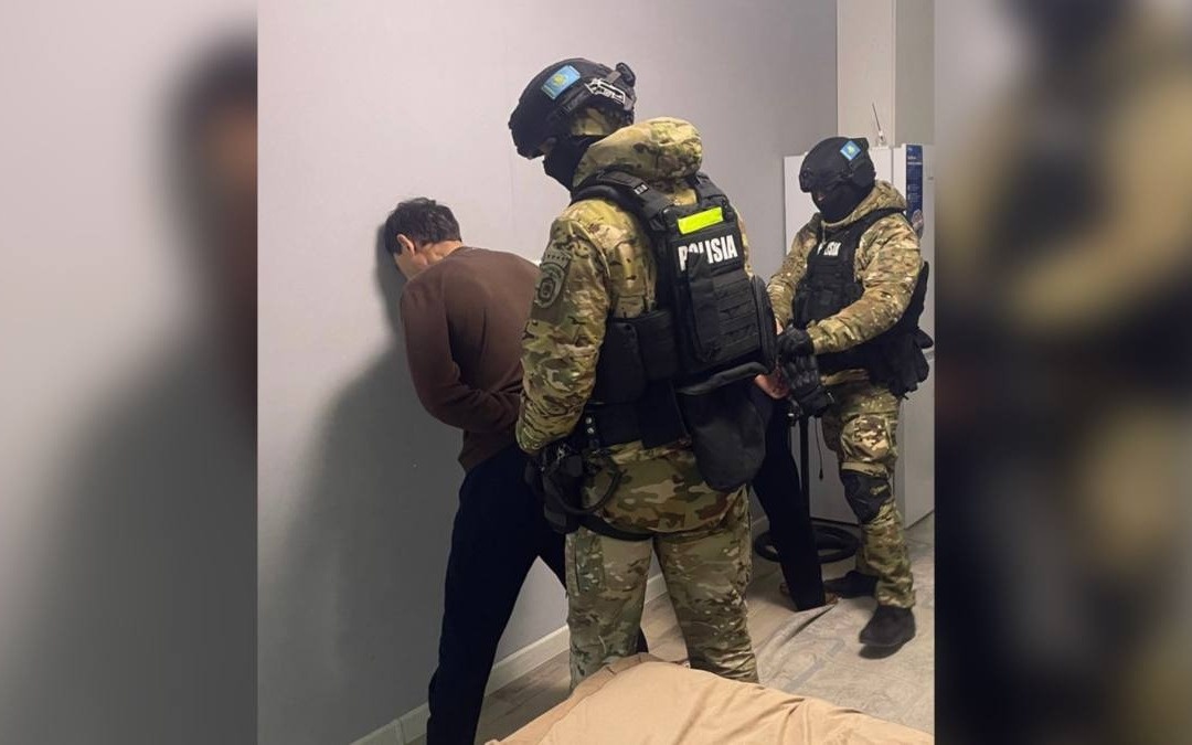 Неизвестный связал потерпевшую и похитил ювелирные изделия на 30 млн тенге в Алматы