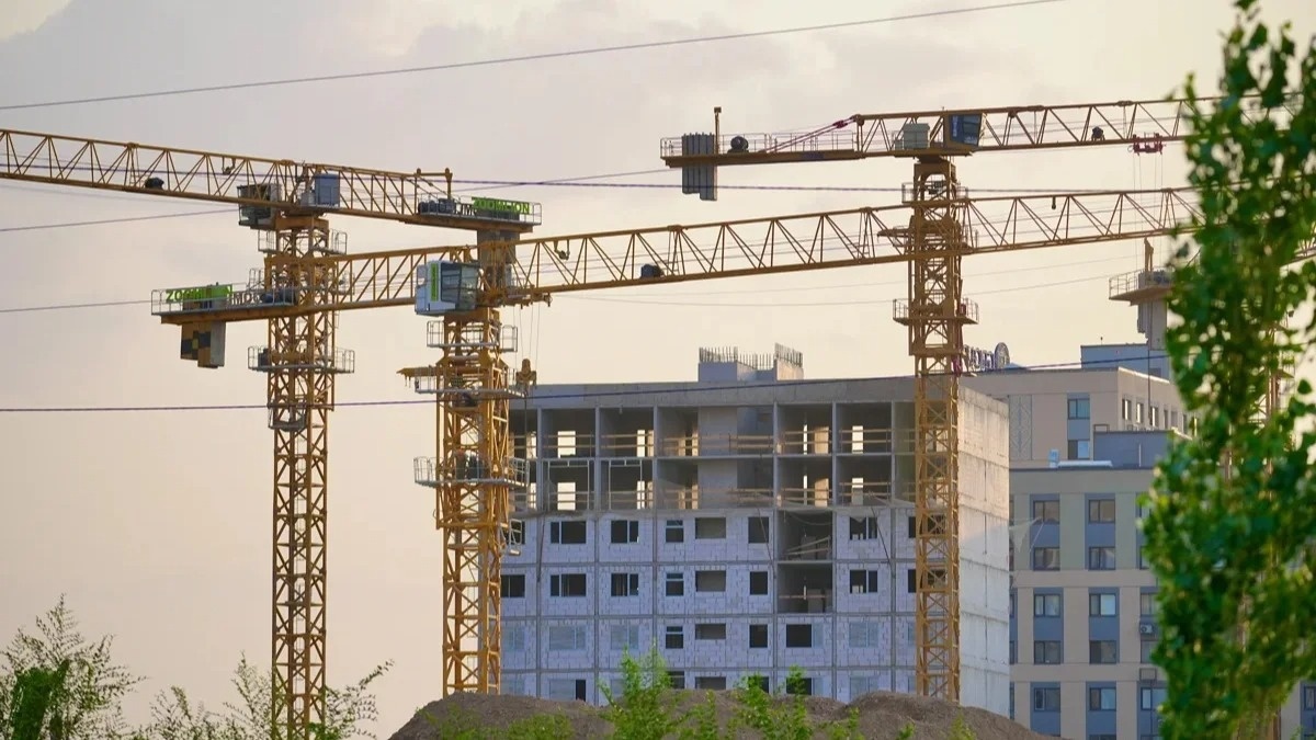 Ревизии меморандумов застройщиков с акиматами потребовали на Национальном курултае