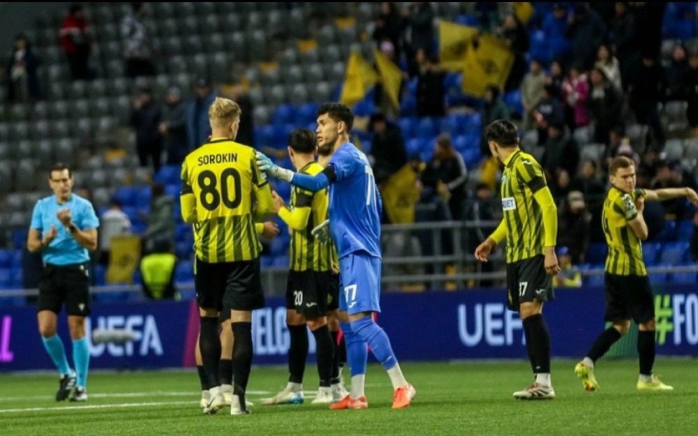 «Кайрат» забил гол во втором тайме