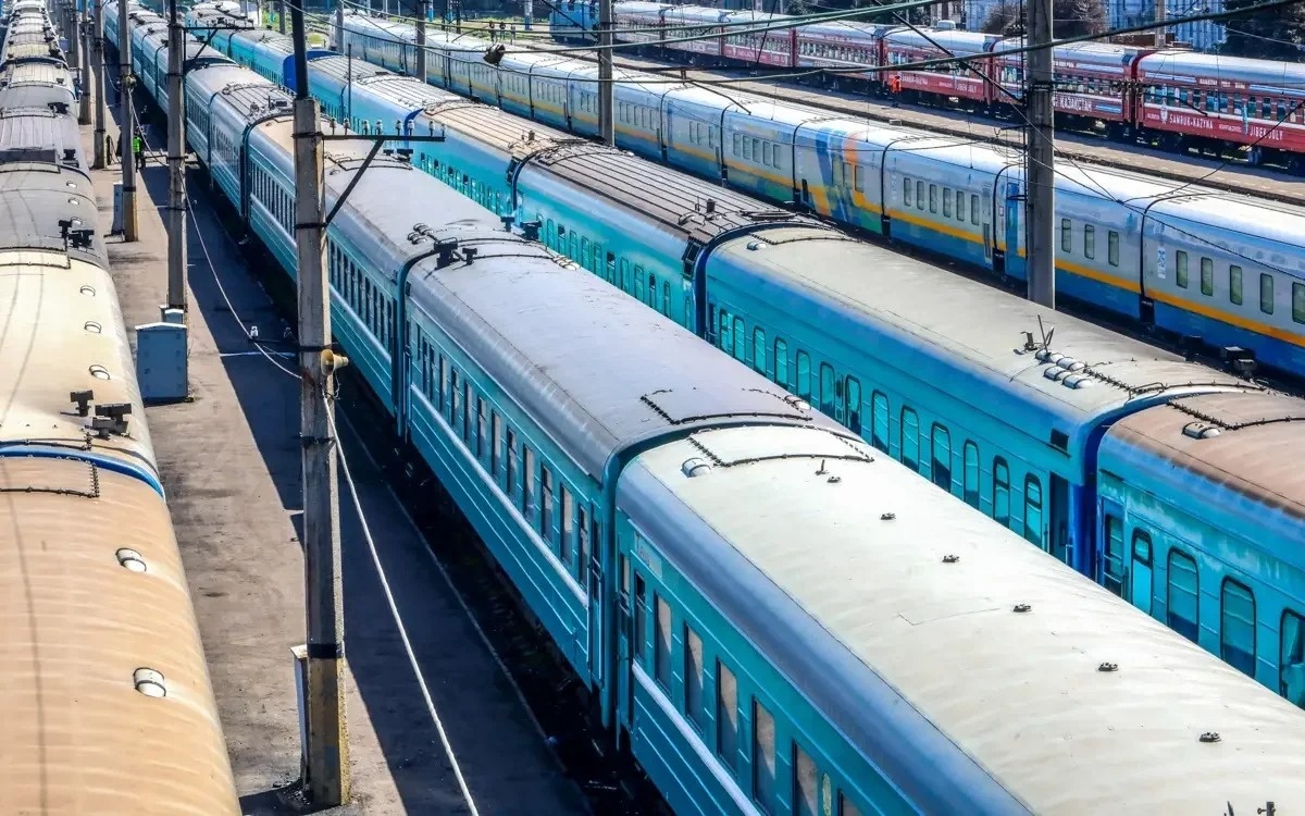 Строительство новых железнодорожных линий в Казахстане завершат в текущем году