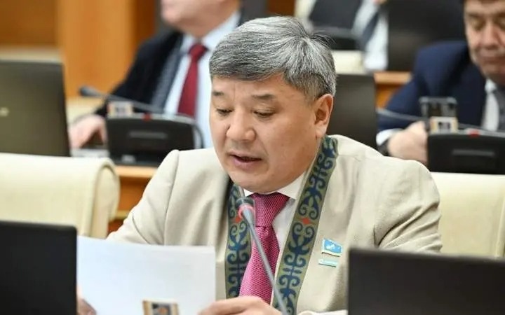 32 тысячи ДТП за год: в Мажилисе потребовали ужесточить контроль за строительством дорог