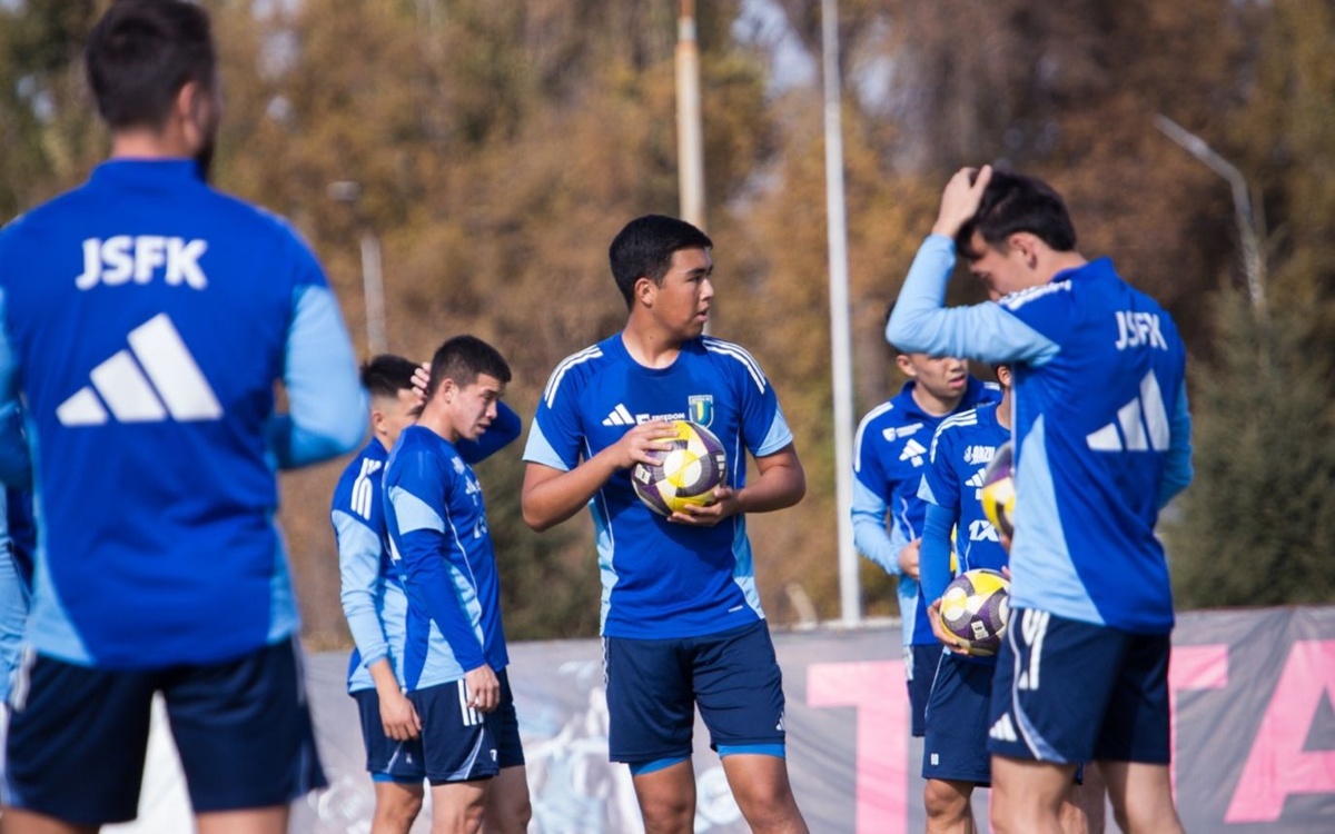 ФК «Жетысу» больше не государственный: как сегодня финансируется футбол в области