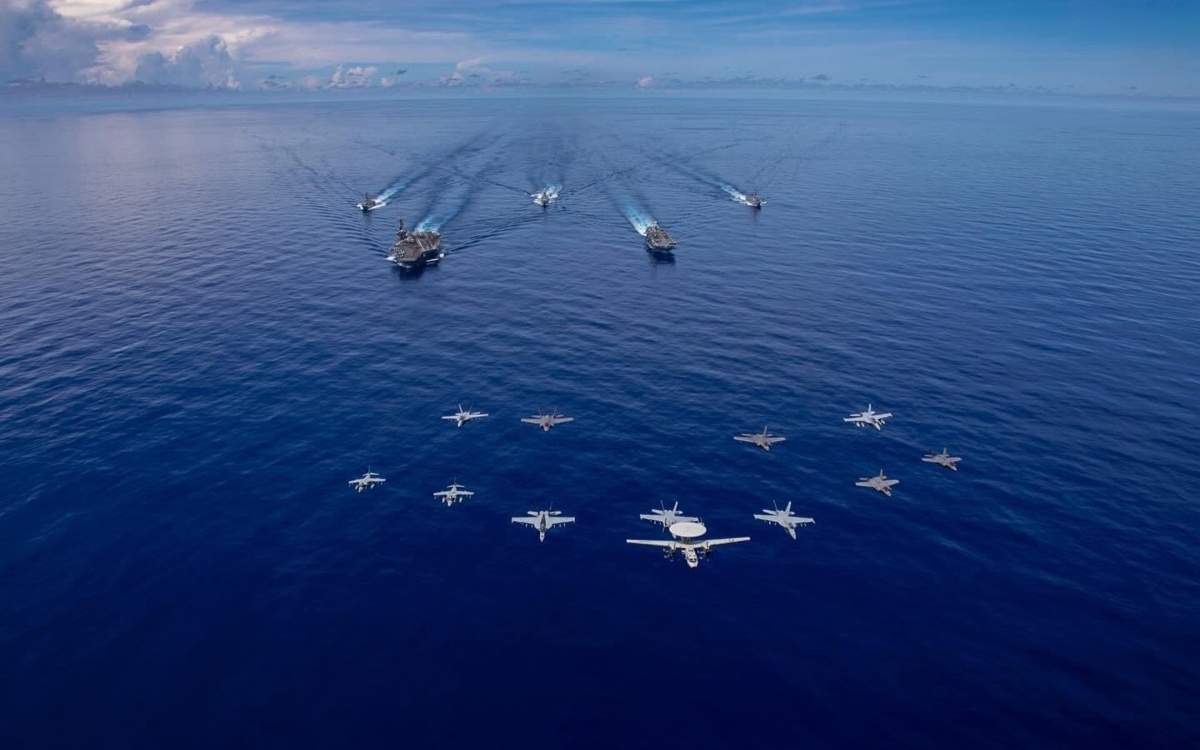 Трамп заявил о направлении американской «армады» в сторону Ирана