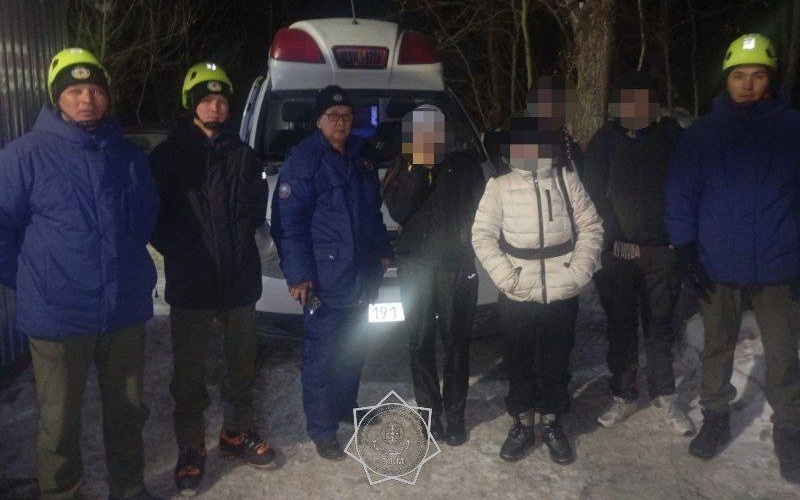 Спасатели эвакуировали группу туристов в Кокжайлау