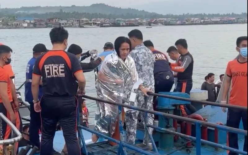 Сотни пассажиров пропали без вести после крушения парома на Филиппинах