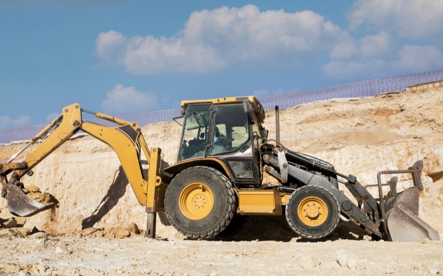 Спецтехнику конфисковали за нелегальную добычу недр в Алматинской области