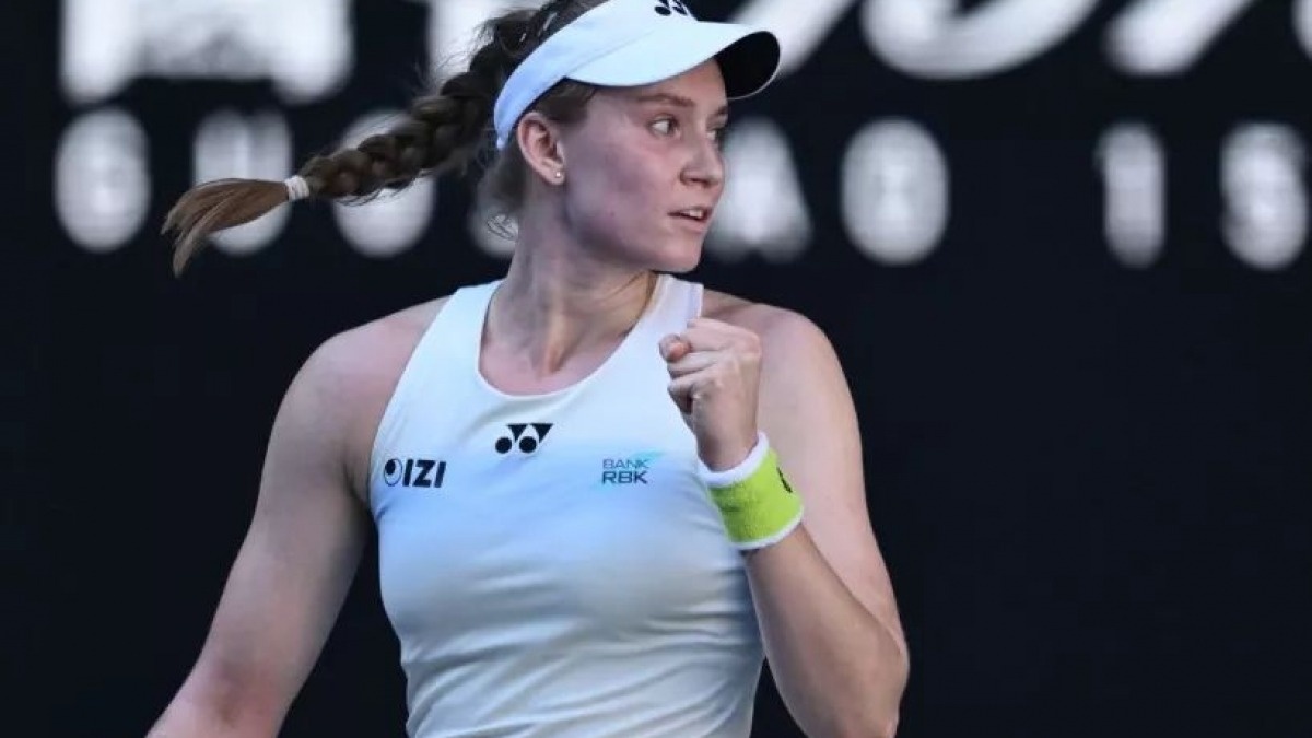 Елена Рыбакина разгромила вторую ракетку мира и вышла в полуфинал Australian Open
