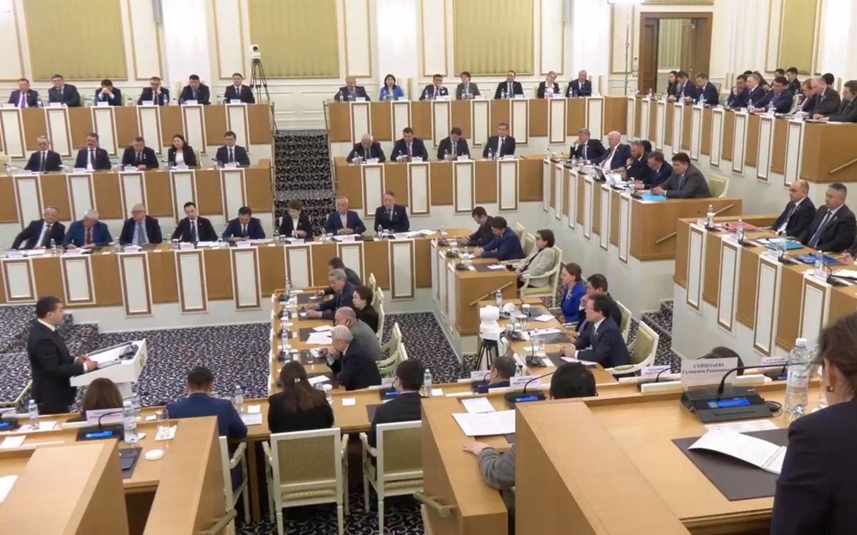 Четвертое заседание Конституционной комиссии пройдет 28 января