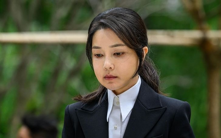 Экс-первая леди Южной Кореи получила тюремный срок из-за дорогих подарков