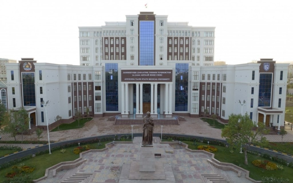 Таджикистан запускает подготовку военных врачей