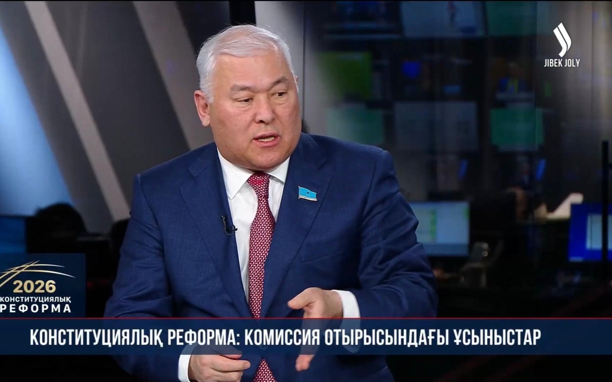 Парламенту нужны профессионалы, умеющие писать законы — Мурат Абенов