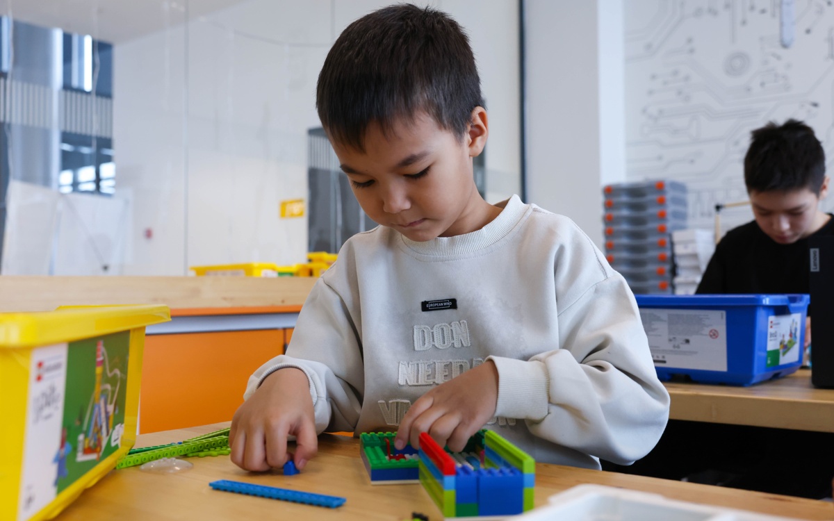 Поддержка раннего развития охватила 167 малышей группы риска в Алматы