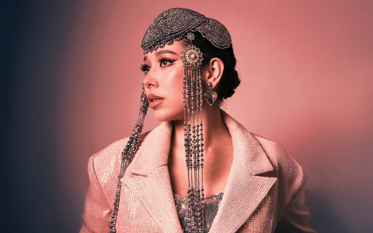 Мишель Джозеф призналась в любви к Казахстану в новой песне «BAĞALA»