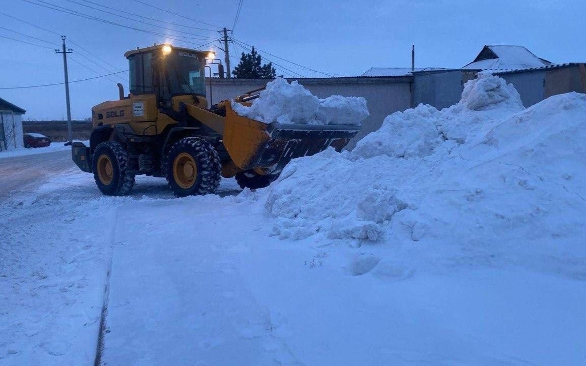В Астане проводят противопаводковые мероприятия