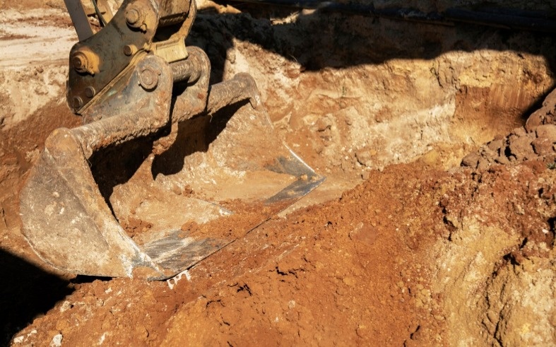 Предприятие в Карагандинской области  четыре года незаконно добывало железную руду