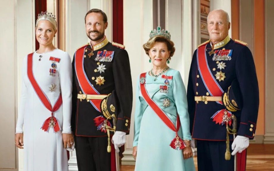 Норвегия выбрала продолжение монархии