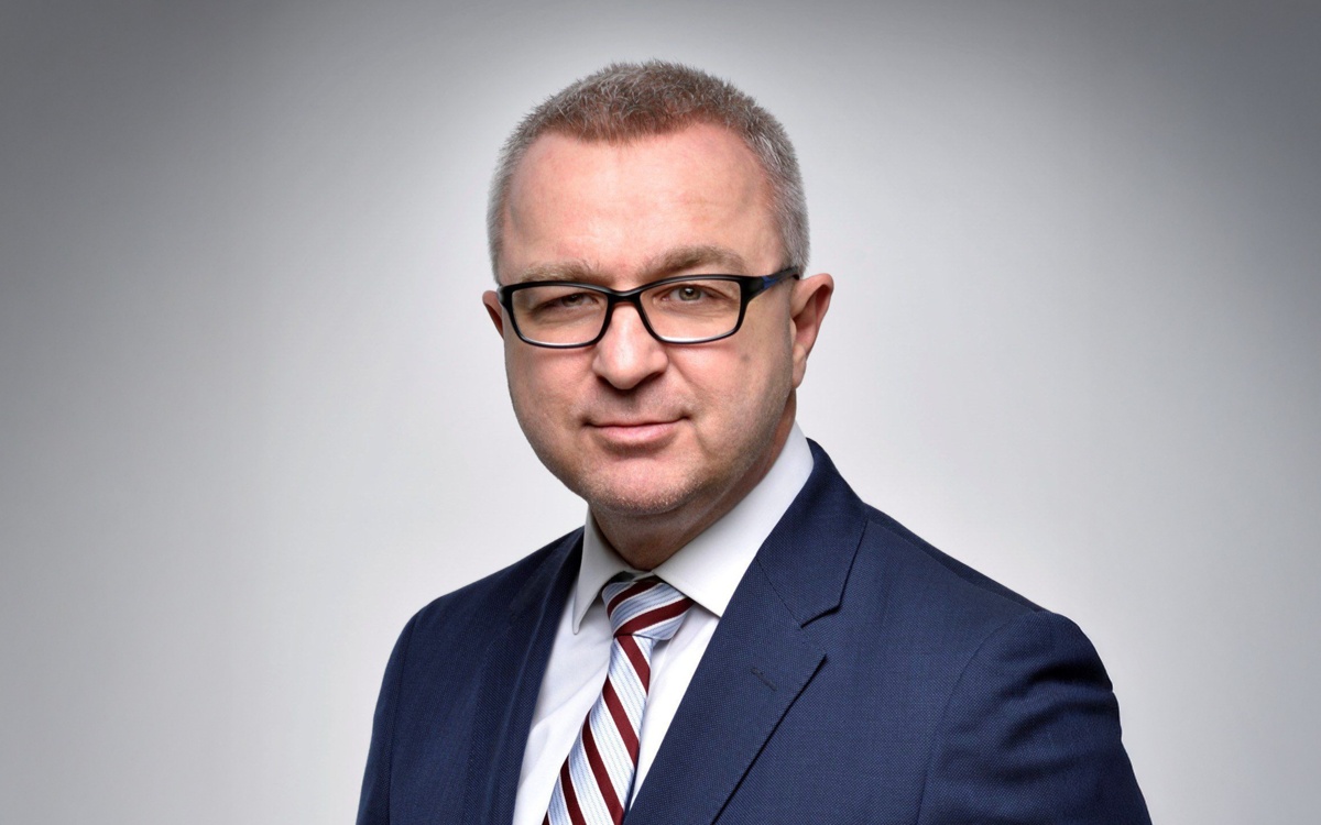 Сближает с международной практикой — зарубежный эксперт о реформе Конституции Казахстана