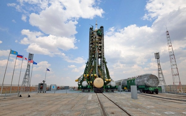 Доплаты за особые условия труда установили гражданским служащим на Байконуре