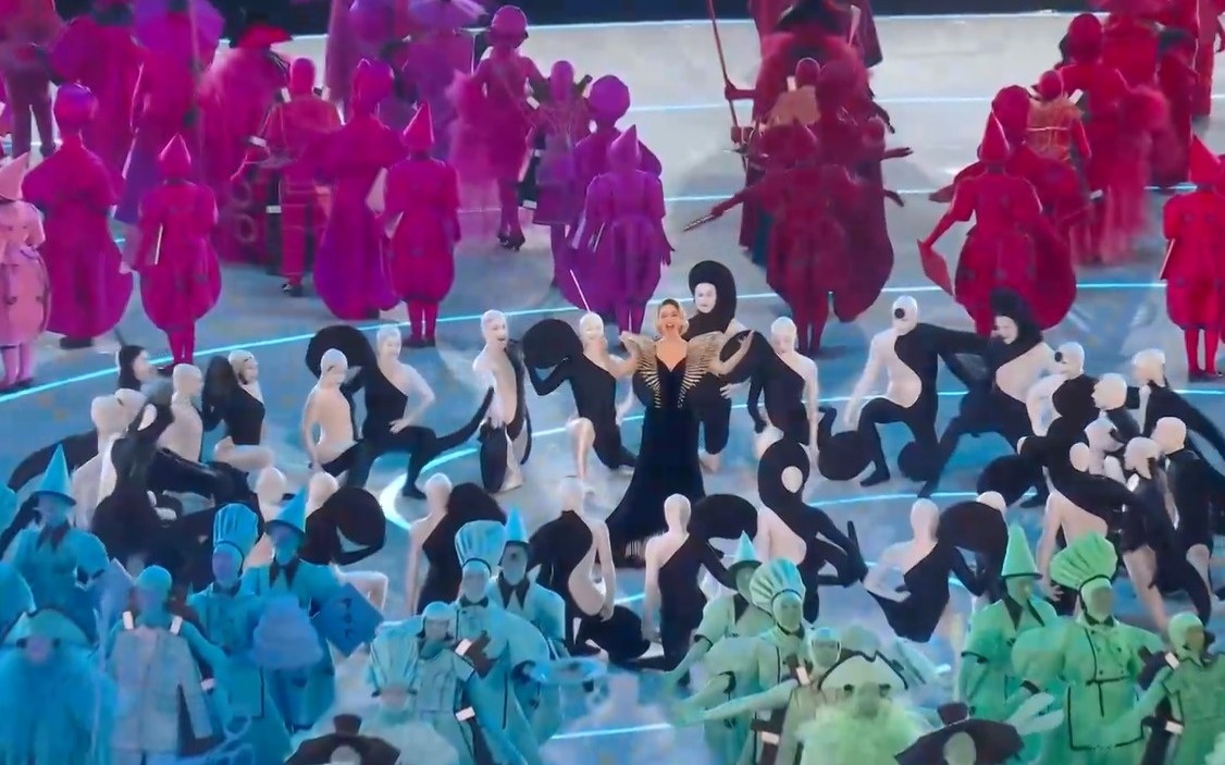 Торжественная церемония открытия XXV зимних Олимпийских игр проходит в Милане