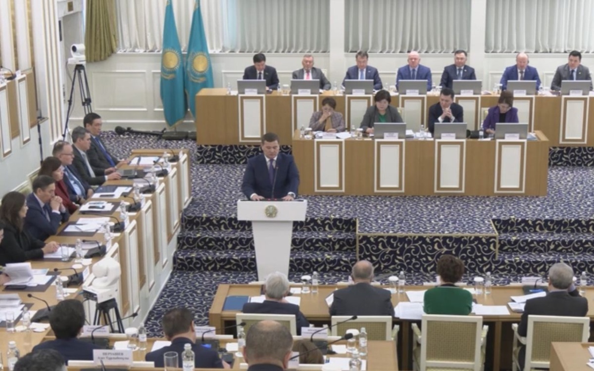 Особое-внимание-в-проекте-новой-Конституции-уделено-экологической-безопасности—-Налибаев