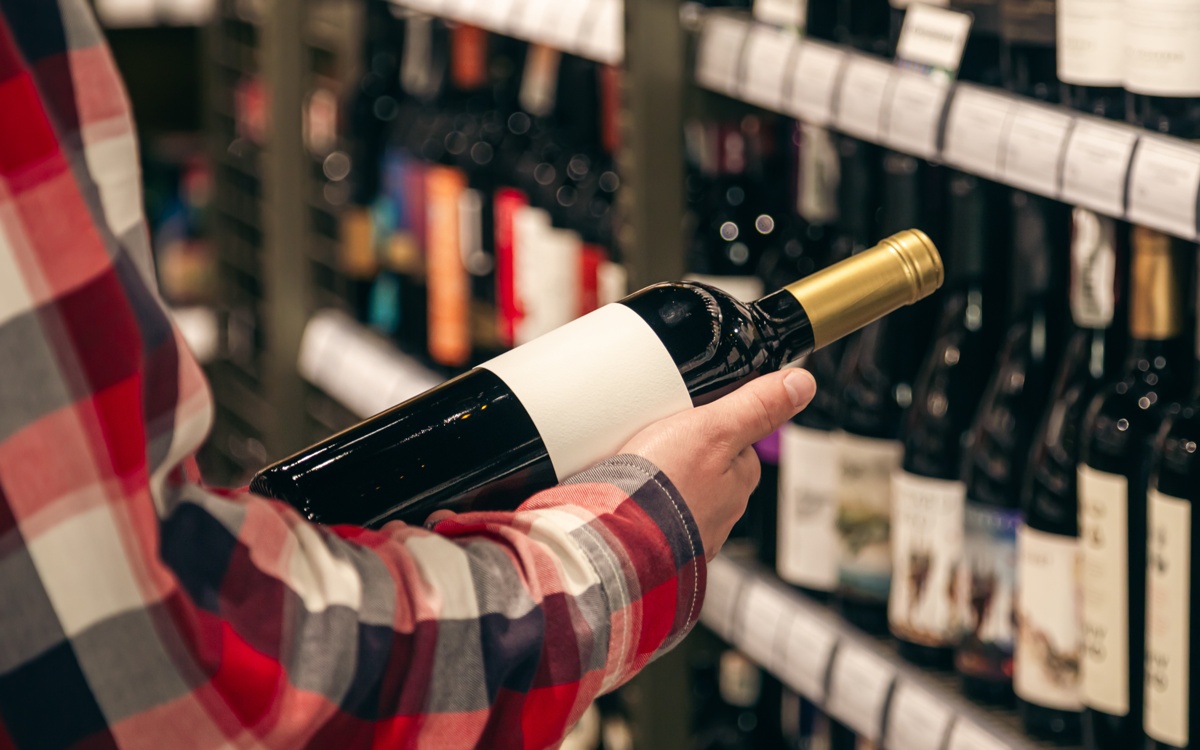 Будут ли в Казахстане ограничивать продажу алкоголя — — ответ Премьер-министра