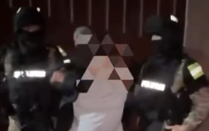 Подозреваемого-в-вымогательстве-20-млн-тенге-задержали-в-Шымкенте