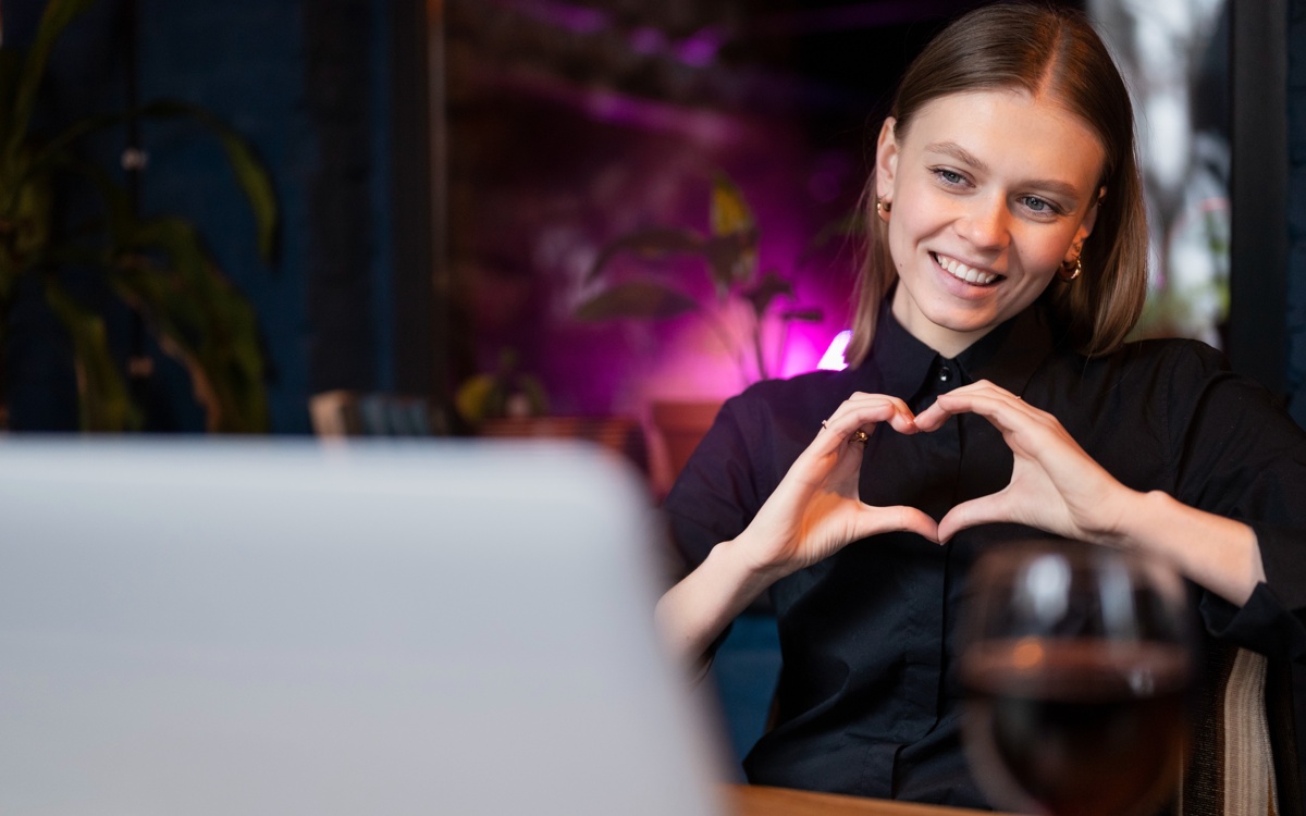 В Астане 45 мужчин стали жертвами мошенниц с сайта знакомств