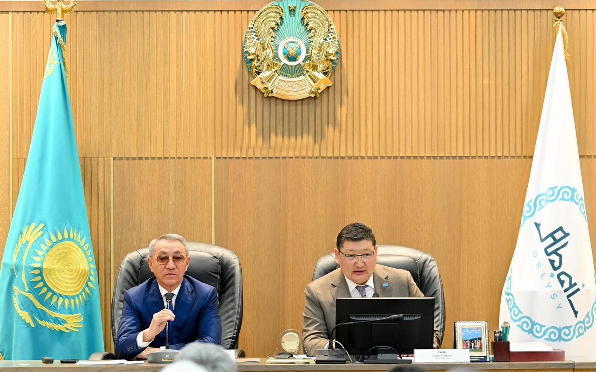 Члены общественного совета области Абай выразили поддержку новой Конституции