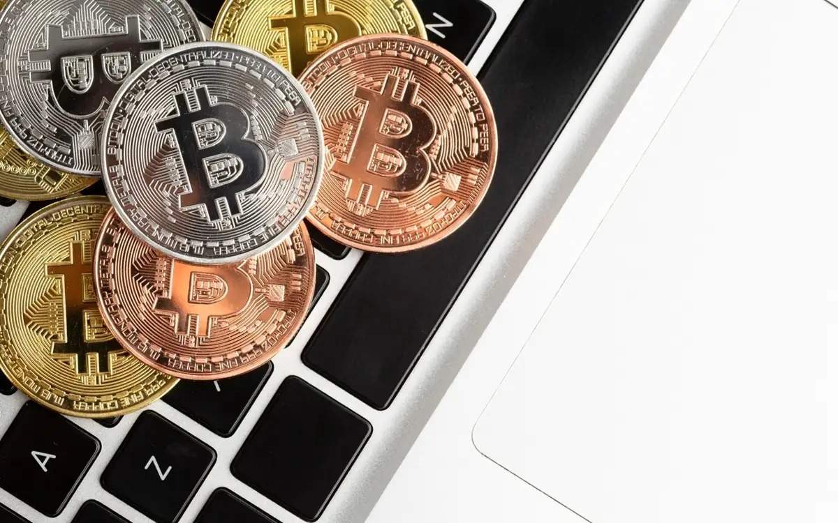 Полиция Жетысу выявила свыше 15,3 тысячи иностранных счетов и криптокошельков