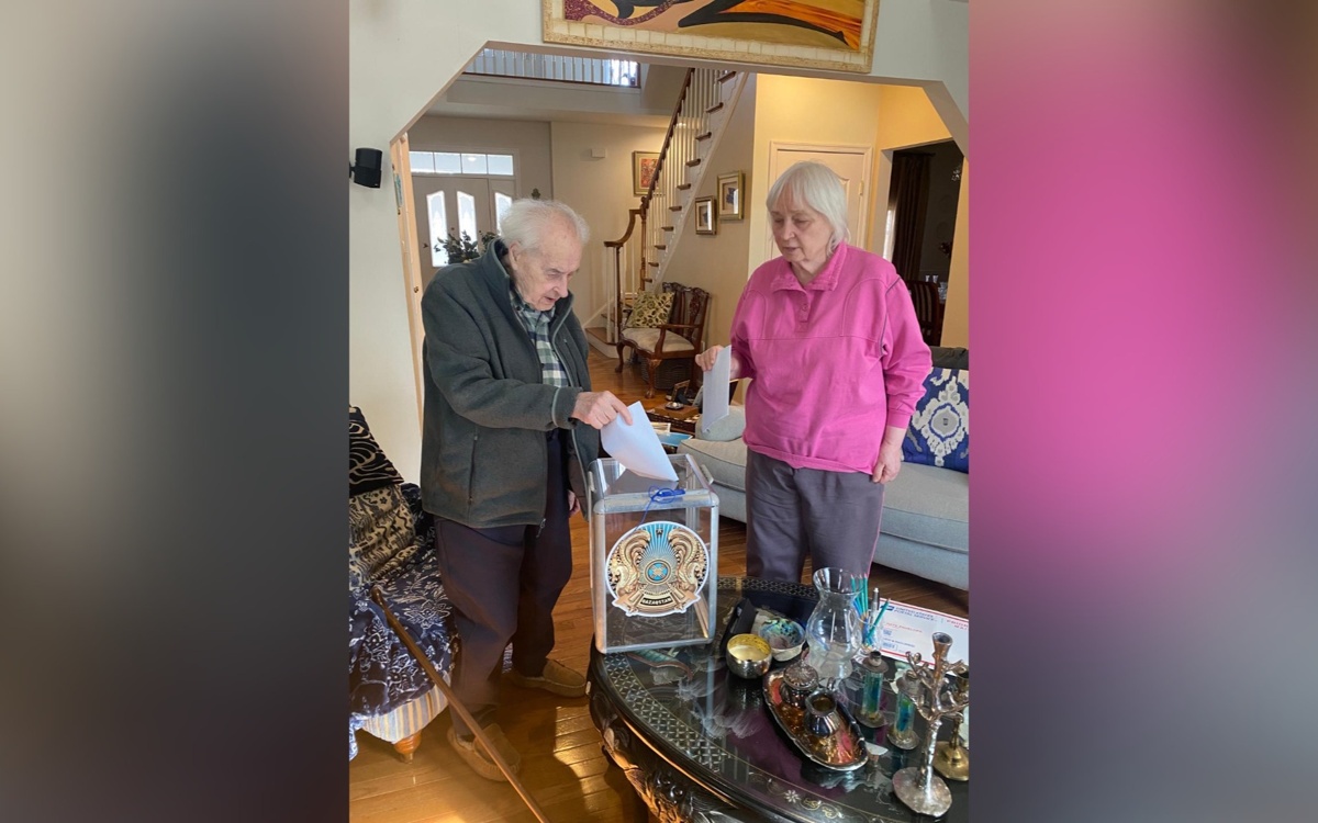 100-летний гражданин Казахстана проголосовал на референдуме в США