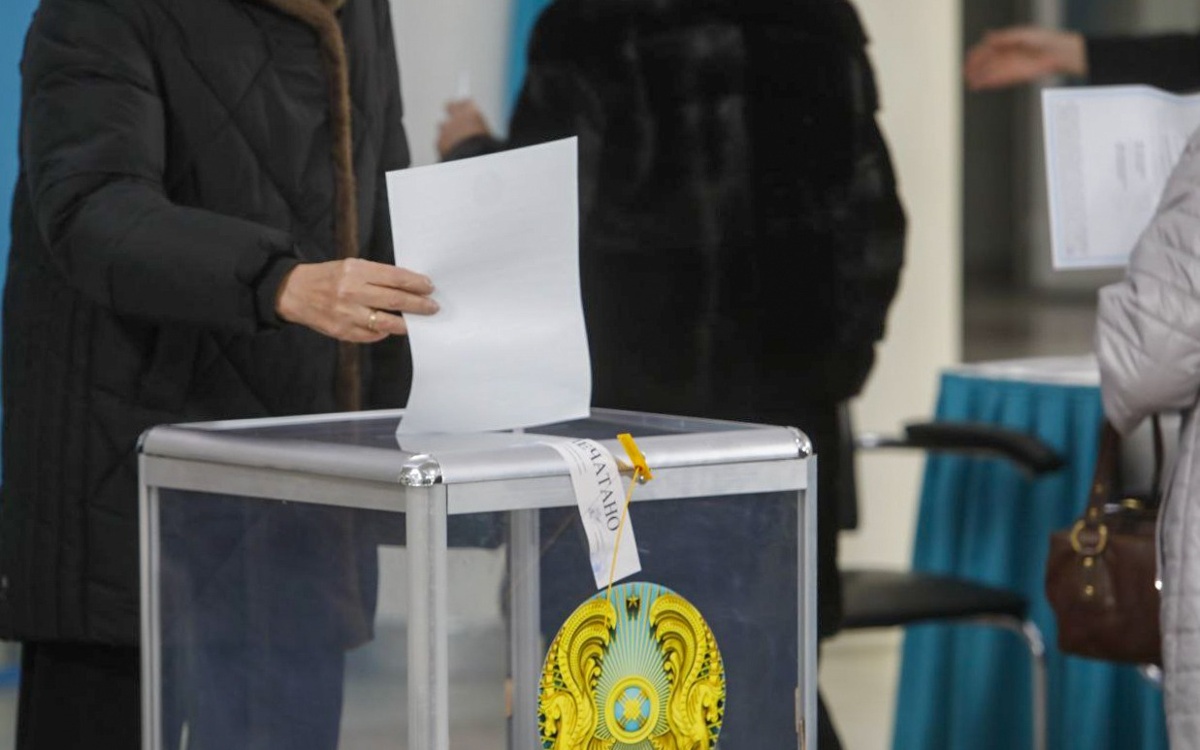 Жительница Тараза по имени Конституция проголосовала на референдуме