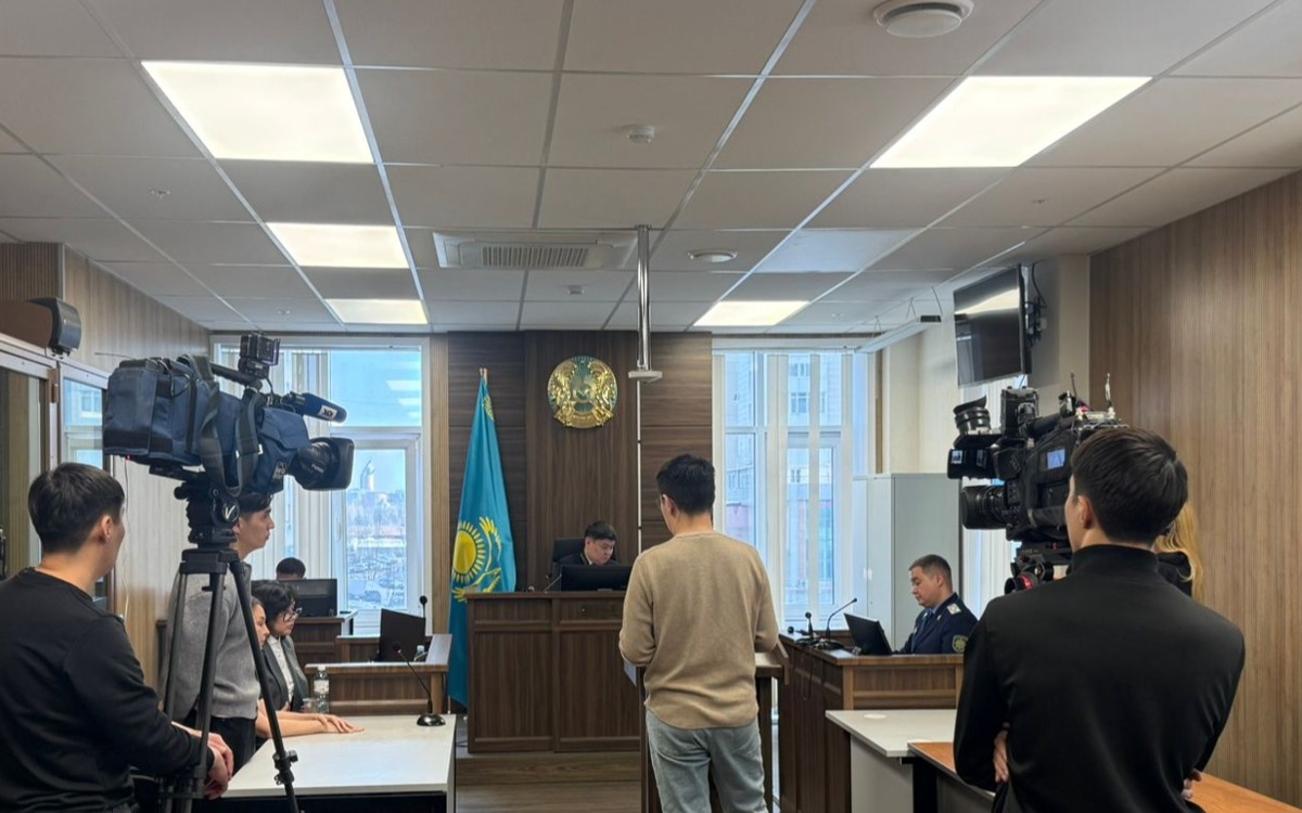 В Астане начался допрос свидетелей по делу блогеров Жанабыловых