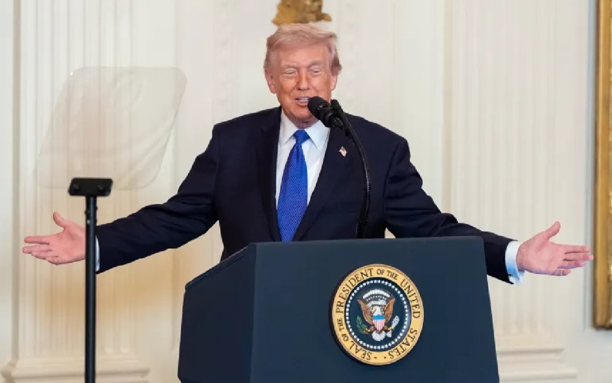 Трамп перенес поездку в Китай из-за ситуации на Ближнем Востоке