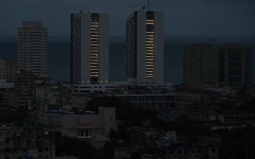 Блэкаут на Кубе: почти 10 миллионов жителей остались без света