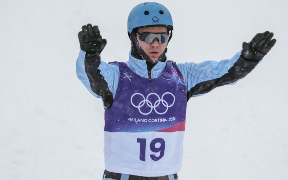 Асылхан Асан завоевал золото юниорского чемпионата мира по фристайл-акробатике