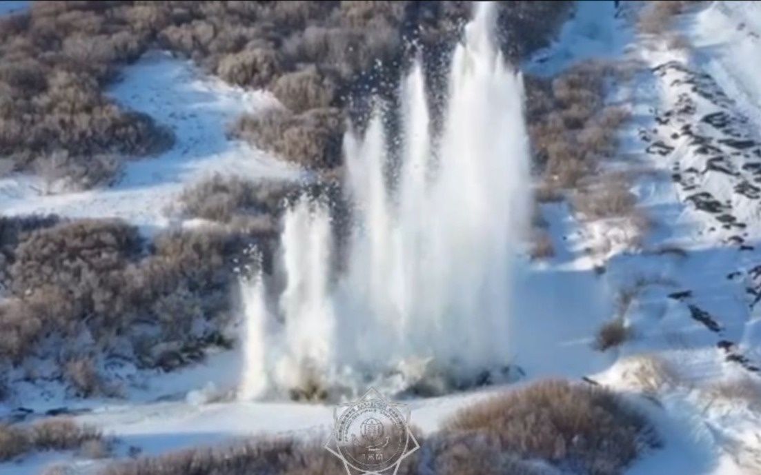 Спасатели продолжают взрывные работы в Северо-Казахстанской области