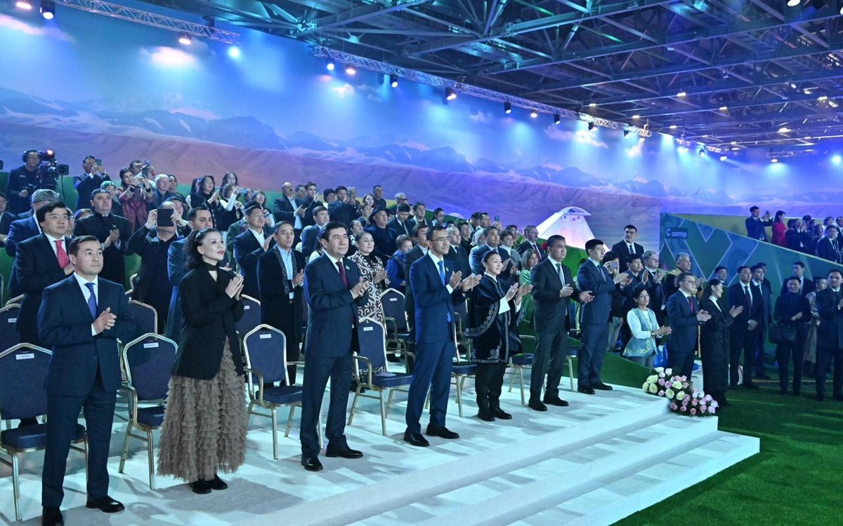 Спикеры Сената и Мажилиса приняли участие в праздновании Наурыза