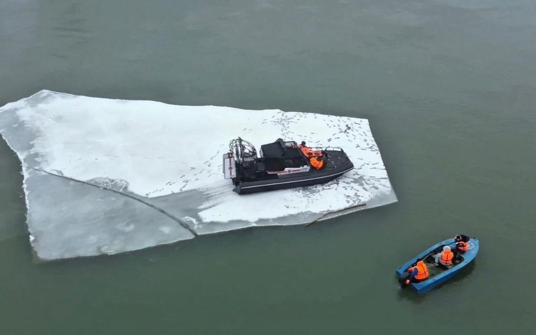 Спасатели предупреждают казахстанцев о рисках несчастных случаев на льду