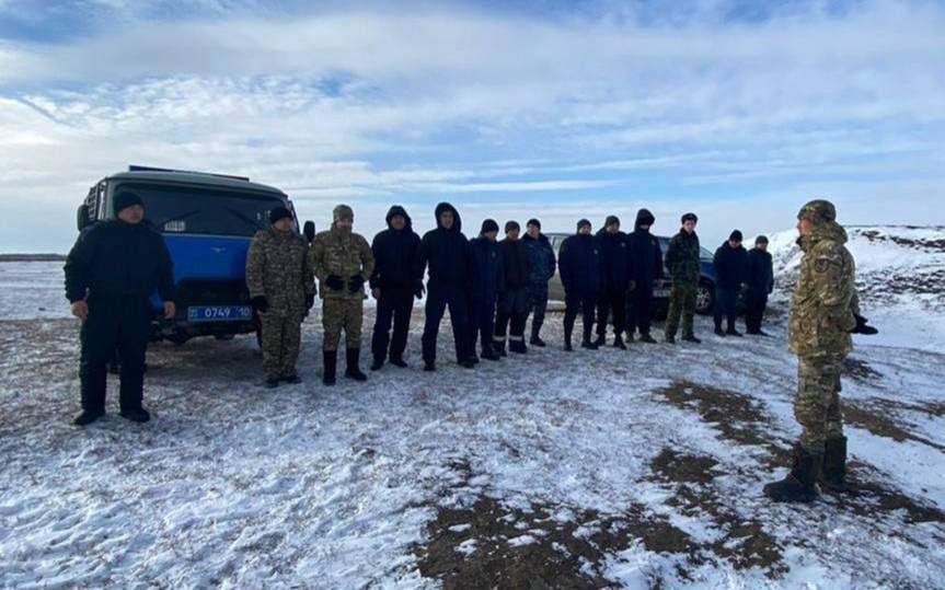 Пять дней был обездвижен в степи: пропавшего в области Абай пастуха нашли живым