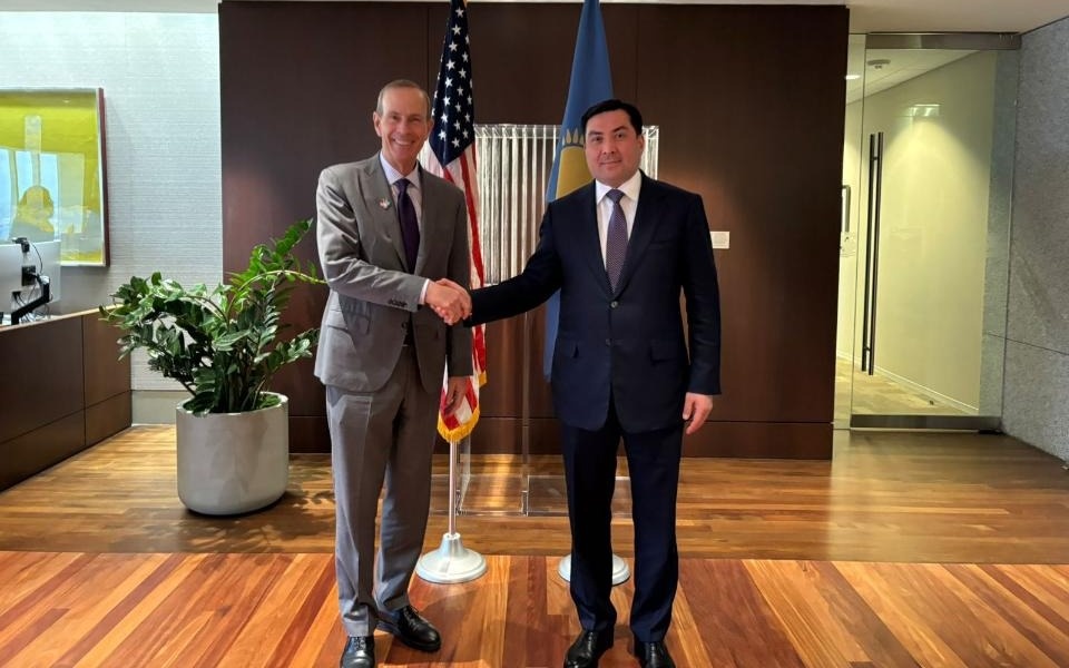 Минэнерго РК и Chevron обсудили развитие Тенгиза и Карачаганакa