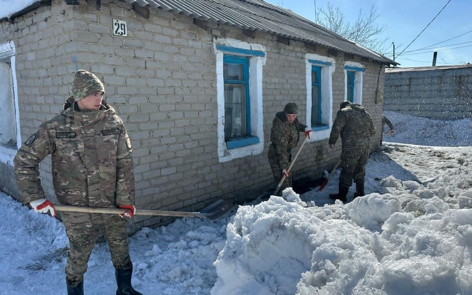 Военнослужащих Нацгвардии направили в Аркалык для предотвращения подтоплений