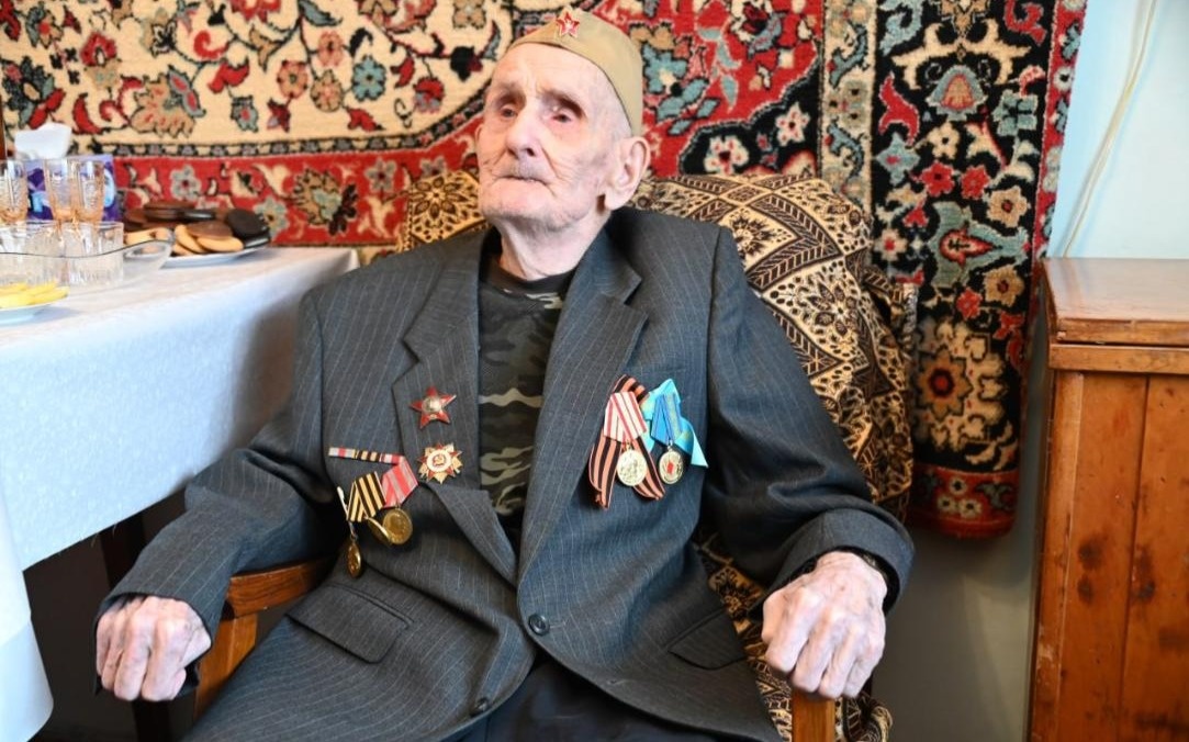 Ветерана Великой Отечественной войны поздравили со 100-летием в Караганде