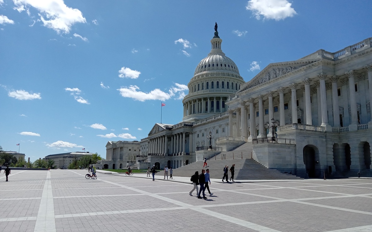 Конгрессмены-США-против-отправки-американских-войск-в-Иран