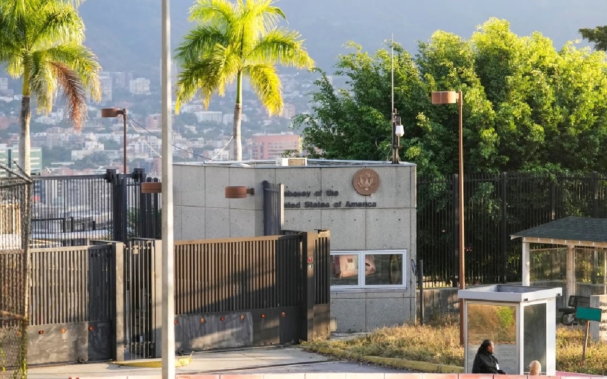 США вновь открыли посольство в Венесуэле после свержения Мадуро
