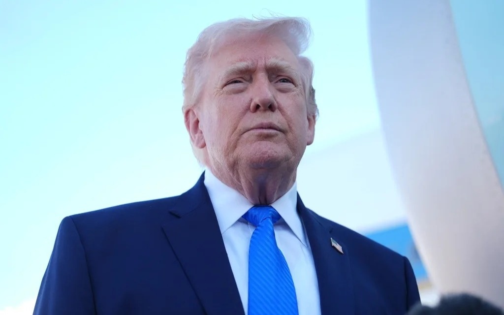 Рейтинг одобрения Трампа упал до 33%