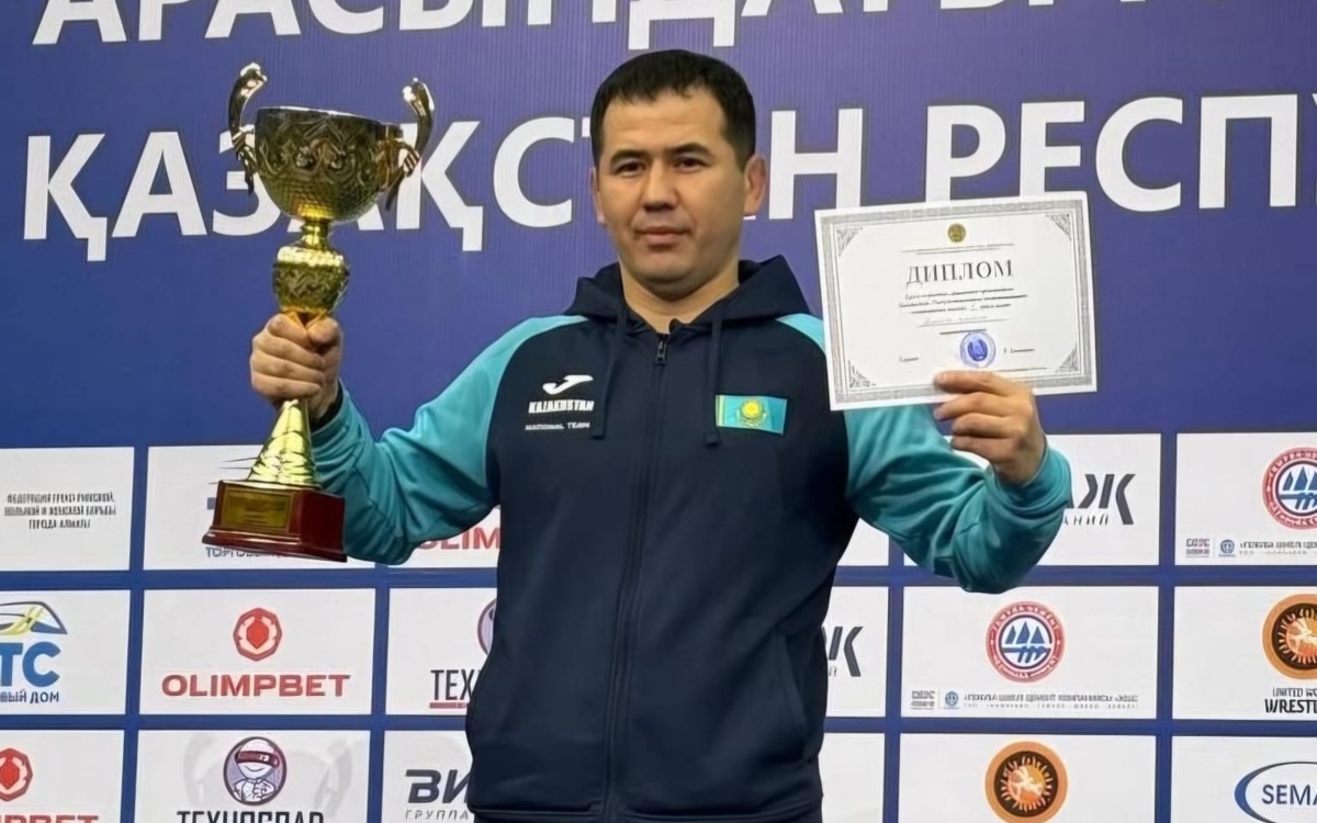 Секрет лидерства борцов из Алматы раскрыл тренер