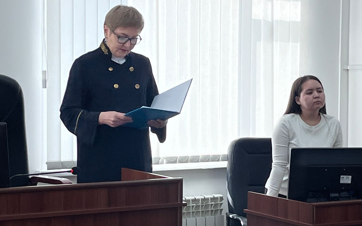 19-летнего жителя Павлодарской области осудили за связь с 15-летней школьницей